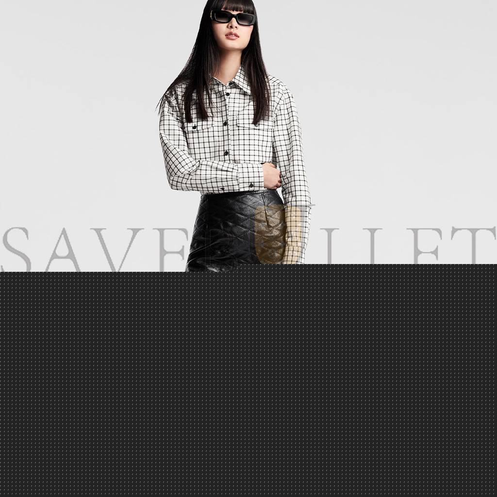 l**is V*t*n onthego east west m46653 (25*13*10cm)